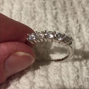Silver colored sparkly fake diamond ring 7